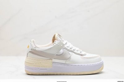 真标耐克Nike Wmns Air Force 1 Shadow全新少女系解构主义设计 马卡龙空军一号轻量增高低帮百搭板鞋 为经典设计注入玩味元素 分层结构、加