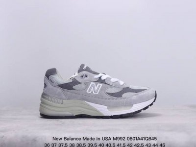 new Balance新百伦nb Made In Usa M992系列美产血统经典复古休闲运动百搭老爹跑步鞋 货号：M992Gr 码数：35 36 37 37.
