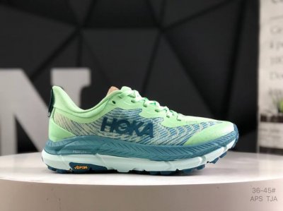 真标带半码Hoka One One Mafate Speed 4 减震防滑耐磨 低帮 跑步鞋 外观时尚大气，鞋底采用耐磨的材质，细致做工，彰显品牌魅力。 鞋头防
