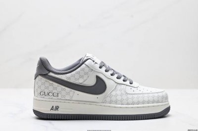 公司级Nike Air Force 1‘07 原楦头原纸板 打造纯正低帮空军版型 专注外贸渠道 全掌内置蜂窝气垫 原盒配件 原厂中底钢印、拉帮完美 货号:Cs5