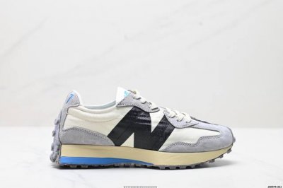 公司级New Balance Ms327 复古休闲运动慢跑鞋 以更纯粹的复古风格设计打造的全新造型 侧身还以解构设计 将 N 字标志以做旧压花样式呈现 官方货号