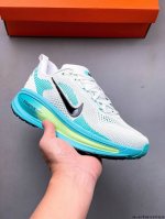 Nike Air Zoom Vomero 18 缓震透气休闲慢跑鞋 新版Vomero结合全新Zoomx和Reactx泡绵 提供双重缓震效果 铸就非凡迈步体验 0