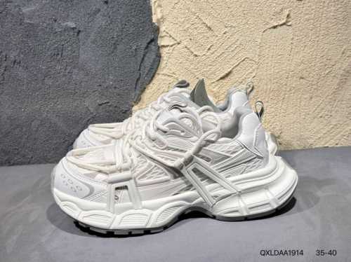 新品上市# Gg-Cc 赵露思同款休闲凉鞋 70119-3银色 #广东大厂出品 时髦Look轻松定格 不费力展现率性氛围 酷帅机能风不规则设计 大长腿既视感轻松