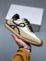 独家礼盒版本 Loewe罗意威德2025最新配色德训全系列 情侣款1.0德训鞋 购入原版开发，穿几年不过时的，超级经典系列，网红最热爱的打卡神鞋，最快出货，独家