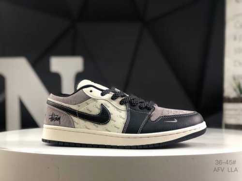 公司级带半码 耐克 Air Jordan 1 Low 此款主张打破传统的工业化流水线设计限制，以Made By Ideas的超级创意为理念，集结众多潮流设计师，
