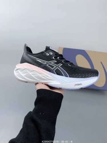 亚瑟士Asics Novablast 轻量跑鞋低帮轻量透气缓震休闲运动跑步鞋 Size：如图 编码：K295K0710218