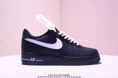 公司级Nk Air Force 1′07 Low 空军一号低帮百搭休闲运动板鞋 Df0188-042 柔软、弹性十足的缓震性能和出色的中底设计 横跨复古与现代的