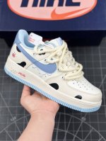 Nk Air Force 1'07 Low Milk Pig 牛奶猪猪 空军一号低帮休闲运动绑带休闲板鞋 #牛奶猪猪浑身雪白，就像刚刚挤出的牛奶一样纯净。它的耳