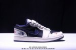 限量发售！ Air Jordan 1 Low Aj1乔1低帮休闲板鞋， “白绿印花配色-古驰联名定制款” 个性的设计风格以及品牌的经典元素 使其成为一双具有独特