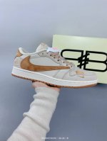 ：290 公司级 时尚元素X Jordan Air Jordan Low 倒勾 “棕勾巴黎世家联名 ，合作融合了Travis Scott 独特的潮流风格，个性的