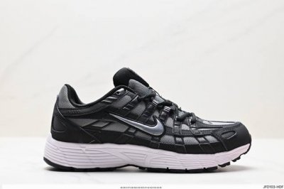 公司级耐克nike P-6000 采用透气材料，搭配匠心覆面，再现千禧年代的跑鞋风格，塑就大气外观。鞋款秉承 Nike Pegasus 25 和 6 的设计风格