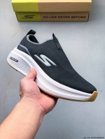 skechers斯凯奇男女高透气回弹舒适缓震一脚蹬设计运动跑步鞋 0512258M18
