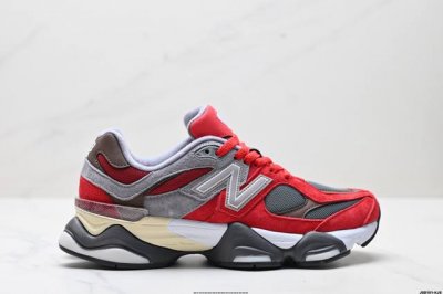 公司级New Balance 公司级版本 Nb9060 联名款 复古休闲运动慢跑鞋 鞋款灵感源自设计师本人对夏日的怀日回忆。鞋面大身由空间双格及磨砂鞋面拼接而生