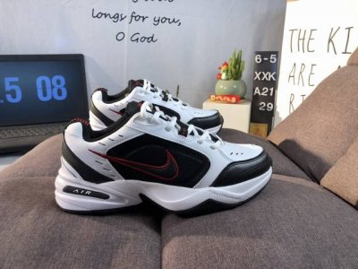 真标Nike Air Monarch Iv皮革 日常百搭 減震防滑 低帮生活休闲鞋 采用皮革材质打造鞋面，鞋面结实耐穿，日常也非常好打理，整体配色以白色为主调搭