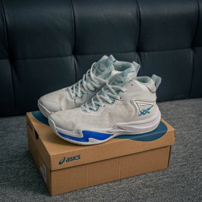 核心私 亚瑟士 Asics 篮球鞋巴黎奥运款中帮缓震Nova Surge 3 Paris运动男款篮球鞋 巴黎奥运款。亚瑟士Nova Surge 3实战篮球鞋，外
