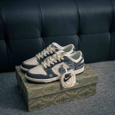 核心私 nike Dunk 全套原楦原模倾力打造完美版型 独家原厂航空铝磨具打磨大底 鞋头坡度极致还原 无解鞋型 原盒原配 圈内天花板工艺 原厂冲刀 超高清洁度