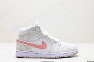 公司级nike Air Jordan 1 Retro Mid Aj1乔丹一代中帮经典复古文化休闲运动篮球鞋 货号:554724 413 尺码:36 36.5 3