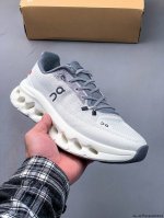 on 昂跑Cloudtilt 轻量跑步鞋 24新款男女舒适缓震日常休闲运动鞋 0526289X25