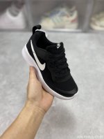 Nike 耐克 童鞋 超轻量泡棉中底，客供原厂呼吸透气网面北美市场最为畅销款式，瞩目造型，简约风范耐克Nike Tanjun伦敦系列简约休闲情侣缓震轻便百搭跑步