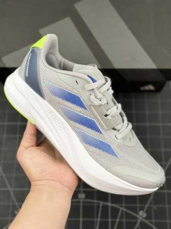 本地 核心私 公司级adidas Duramo Speed M轻盈休闲运动跑鞋 adidas跑鞋设计总是呈现出一种经典低调的感觉，但ultra Boost与al - 点击图像关闭