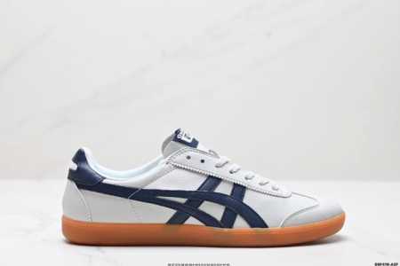真标亚瑟士 Onitsuka Tiger Tokuten 复古低帮休闲跑鞋 实拍首发 Tokuten的灵感来源于80年代的室内用鞋 T-Toe前足补强设计 室内 - 点击图像关闭