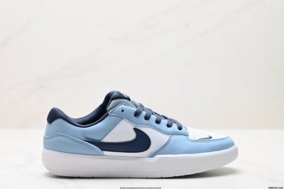 真标耐克Nike Sb Force 58低帮休闲板鞋 是一款将前沿创新带入街头的单品 它具有硫化杯底 具有出色的耐用性和灵活性 使用帆布和绒面革 在饰面上放置通