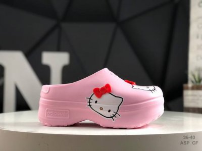 100 Hello Kitty/凯蒂猫 X Adidas Originals Adifom Stan Smith Mule 粉色 此款以简约大方的造型设计，给人