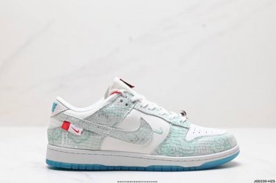 公司级耐克nike Dunk Low 扣篮系列 解构抽绳复古低帮休闲运动滑板板鞋 采用脚感柔软舒适zoomair气垫 有效吸收滑板等极限运动在落地时带来的冲击力