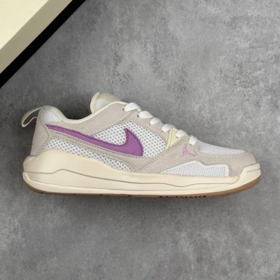 本地 核心私 公司级Nike Air Jordan Cmft Era 耐克 舒适简约百搭 耐磨 低帮 生活休闲鞋 得益于 Z 世代的推动，舒适穿搭已经成为当下最