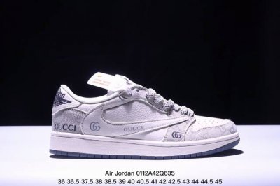 独家实拍travis Scott X Fragment Design X Air Jordan 1 Low Og Sp Aj1 乔1 Supreme联名-猪八高