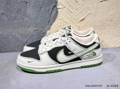 耐克 联名 Nike Dunk Low Lthr Ow 解构绑带滑板鞋 Sb系列经典复古运动鞋。双鞋带系统延续了今年的代表性风格，搭配亮色鞋带，保持了 Dunk