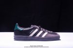 200 阿迪达斯Adidas Originals Gazelle Indoor 德训系列 三叶草复古休闲运动板鞋 鞋面采用反绒革组合环保纤维革材质，外置Rb橡胶
