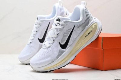 真标Nike Vomero 18 耐克 舒适减震防滑 低帮跑步鞋 货号:Hm6803-002 id:Jjd129-Fzh