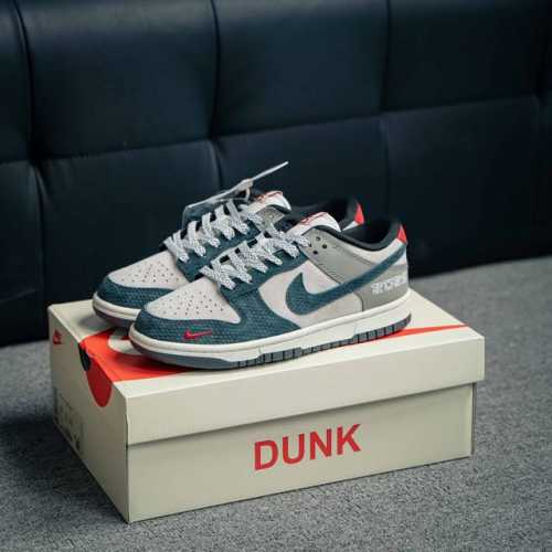 340 核心私 Nike Dunk 全套原楦原模倾力打造完美版型 独家原厂航空铝磨具打磨大底 鞋头坡度极致还原 无解鞋型 原盒原配 圈内天花板工艺 原厂冲刀 超