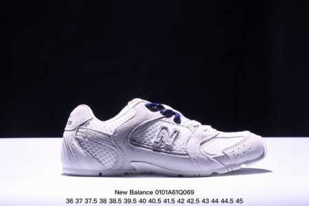 New Balance 新百伦 530缪缪miu Miu 联名系列 男女鞋半码制，升级原楦原纸版数据开发，全套配件防尘袋及说明书，采用硬质牛剖革组合网织布鞋面材 - 点击图像关闭