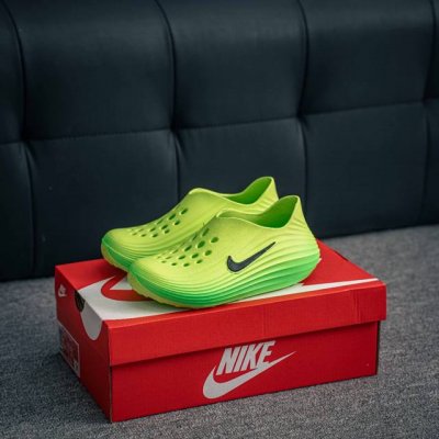 核心私 Nike Reactx Rejuven8 Green Strike 货号：Hv5060 800 尺码：36 36.5 37.5 38 38.5 39 4