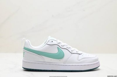 真标耐克nk Court Borough Low 耐克校园休闲板鞋 货号:Bq5448-112 尺码:36 36.5 37.5 38 38.5 39 40 40