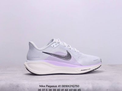 颠覆式升级！Nike 飞马新鞋 触感柔软，质感升级！随着“耐克 蓝图 系列”在巴黎的盛大发布，全新一代 登月41代 Nike Pegasus 41也正式登场啦！