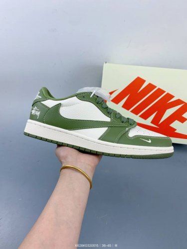 公司级 Travis Scott X Fragment Design X Jordan Air Jordan 1 Low Og Sp 多方联名合作融合了Trav