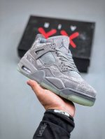 性价比版本 Air Jordan 4 Retro Cool Grey 迈克尔 乔丹aj4 乔4代中帮复古休闲运动文化篮球鞋“麂皮酷灰夜光”灰色麂皮鞋身上也以刺绣