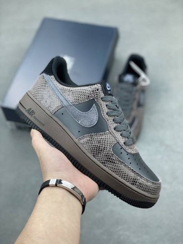 Nike Air Force 1 Low 蛇年黑灰 空军一号低帮运动板鞋 原楦头原纸板 打造纯正空军版型#专注外贸渠道 全掌内置蜂窝气垫 #原盒配件 原厂中底钢