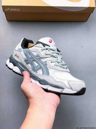 Asics 亚瑟士Gel-Nyc 2055透气网眼鞋面配合部分合成革材质 采用全新Ahar+橡胶材质 更加耐磨 0417115X30 - 点击图像关闭