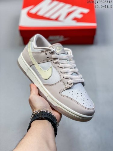 公司级带半码 耐克Nike Sb Dunk Low 扣篮系列 复古低帮休闲运动滑板板鞋 采用脚感柔软舒适Zoomair气垫 有效吸收滑板等极限运动在落地时带来的