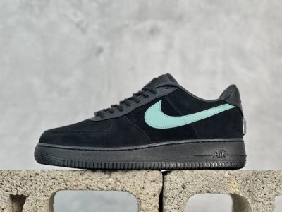 Tiffany & Co .／蒂芙尼 X Nk Air Force 1 Low 1837 蒂芙尼联名 空军一号低帮休闲板鞋 Dz1382-001 尺码：36 3