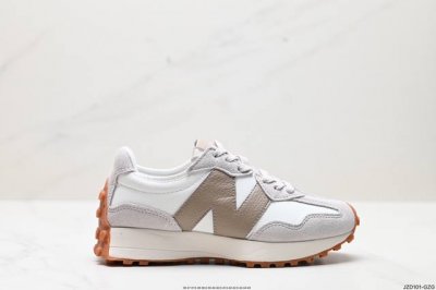 公司级new Balance Ms327 复古休闲运动慢跑鞋 完美细节 #全新 New Balance 327 系列，以更纯粹的复古风格设计打造的全新造型。侧身
