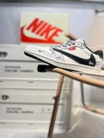 公司级头层皮斯图西 X 乔丹Air Jordan 1 Low Aj1低帮系列篮球鞋 官方同步配色 原装级产物 #拒绝公底 立体鞋型 细节完美 高清洁度Yx506