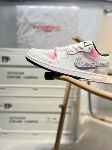 公司级头层皮乔丹Air Jordan 1 Low Aj1低帮系列篮球鞋 官方同步配色 原装级产物 #拒绝公底 立体鞋型 细节完美 高清洁度553558 As70