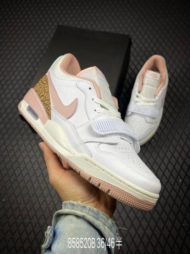 B 公司级三合一最强合体，多种新配色回归耐克Nike Air Jordan Legacy 312 Low”White Grey Fog Blue Red“乔丹最