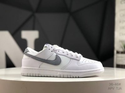 真标带半码 耐克 Nike Dunk Low耐克 低帮滑板鞋 纯原生产线！头层带芯片！打造市面Dunk Sb系列标杆！全套原厂纸板，原楦头，唯一越南进口贝利皮！