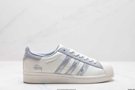 公司级阿迪达斯adidas三叶草 Originals Superstar贝壳头系列低帮经典百搭休闲运动板鞋 原装头层材料 用料绝不含糊 独家版型蒸餾加工帶來的是 - 点击图像关闭